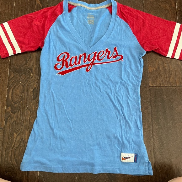 Women’s small Nike Texas Rangers shirt - Picture 1 of 6